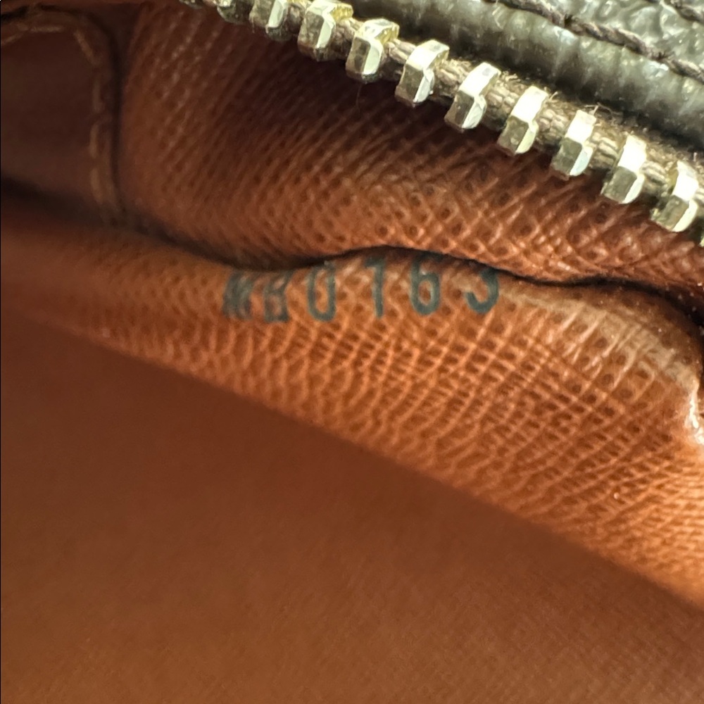 Authentic Trocadero vintage Louis Vuitton Monogram Canvas - Picture 14 of 14